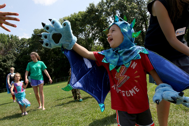 BDS Camp HotHalloween 5 08.10.18Scoop Student illustration of a car