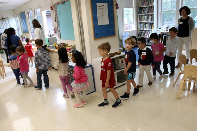 BDS First Day School 9 09.07.22Scoop Student illustration of a car